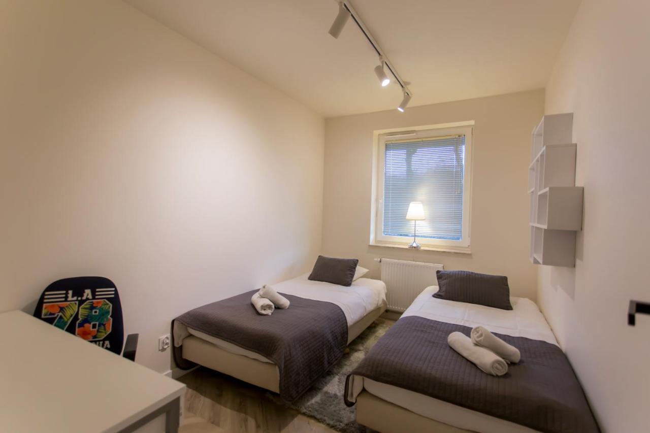 Home Inn Краков Экстерьер фото